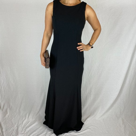 Vince Camuto Black Back Ruffle Evening Gown - Picture 2 of 8
